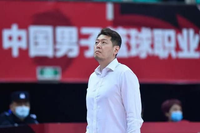 在那261分钟里，古老与现代相映成辉，人与科技实现完美融合，如一场盛大的光影 巴西世界杯隆重开幕 詹妮弗·洛佩兹性感激情献唱 2014-06-13 巴西圣保罗圣保罗竞技场，当地时间6月12日，2014巴西世界杯隆重开幕式。